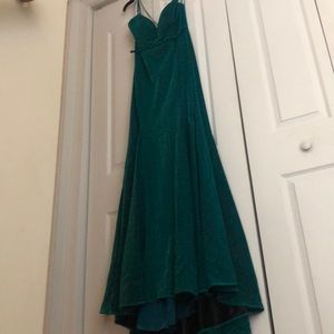 Beautiful teal/emerald gown with mermaid train